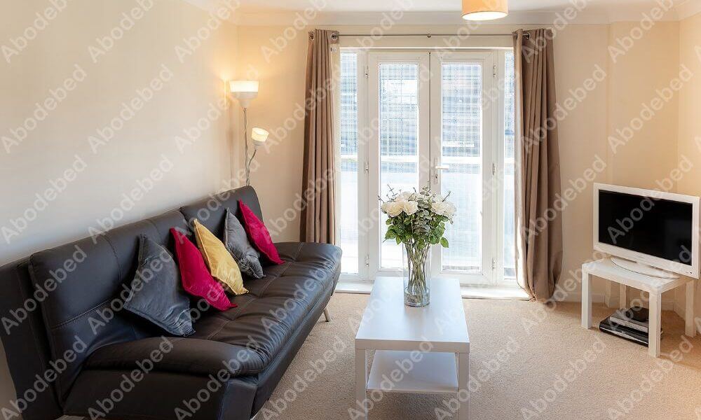 19-Lounge-Small-wmark1